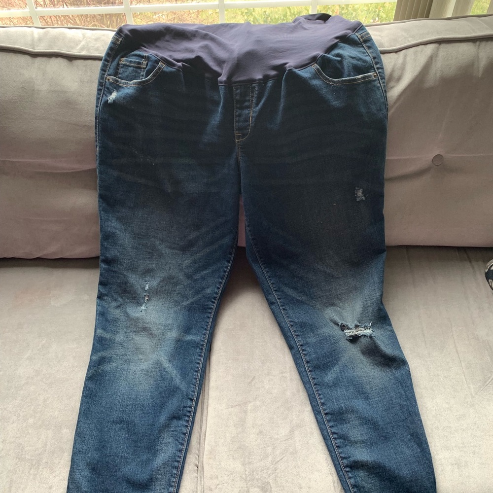 Old Navy size 16 Maternity Jeans